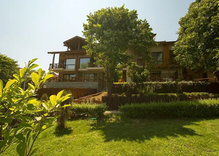 아파트호텔 Village 3*