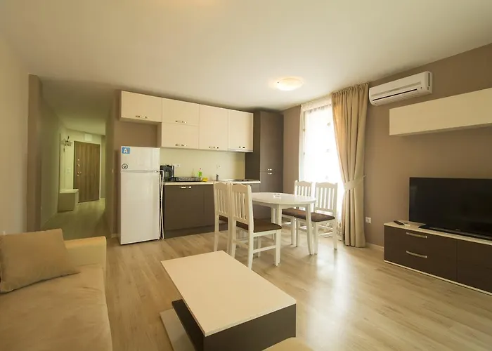 Village 아파트호텔 3*