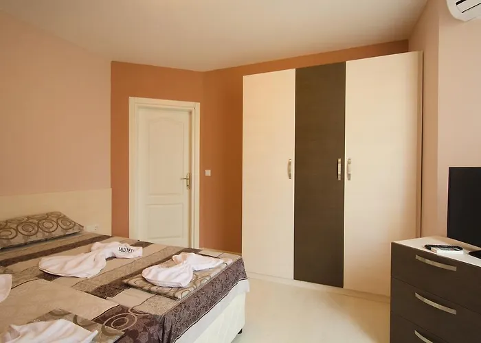 Village 3* 로제넷츠