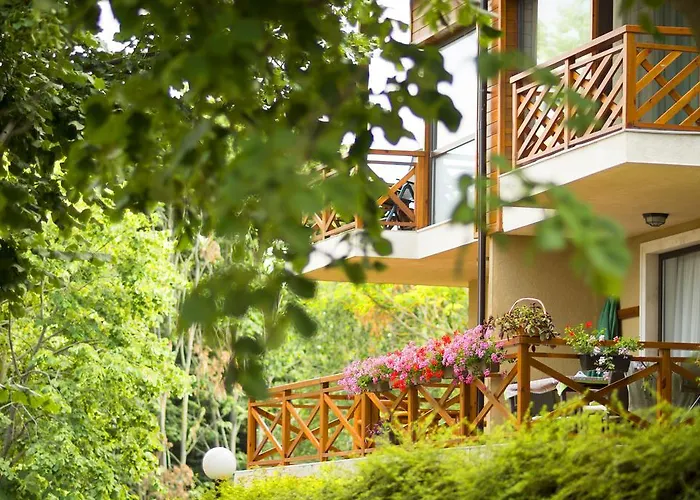 아파트호텔 Village 3*