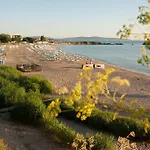 Village 3* Lozenets