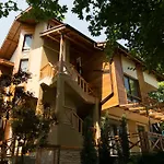 Village Lozenets