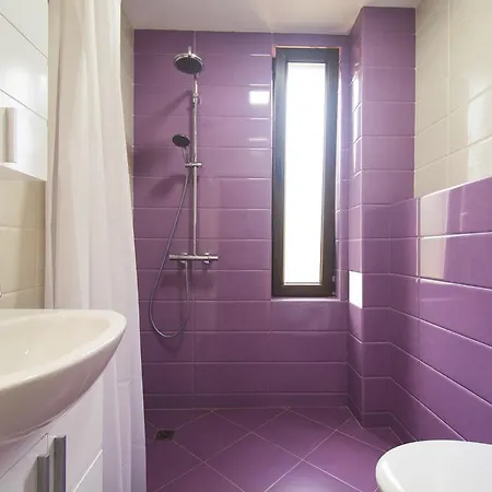 Aparthotel Village 3*