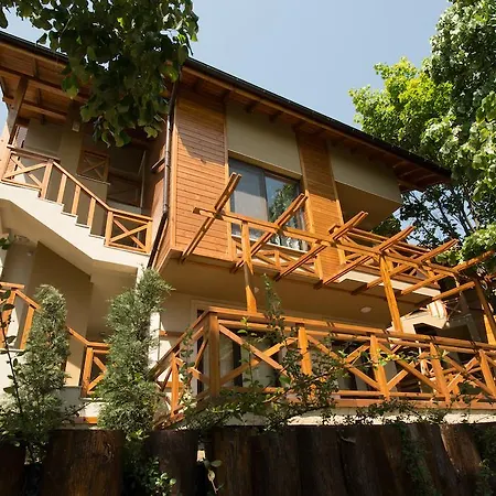 Apartahotel Village 3*