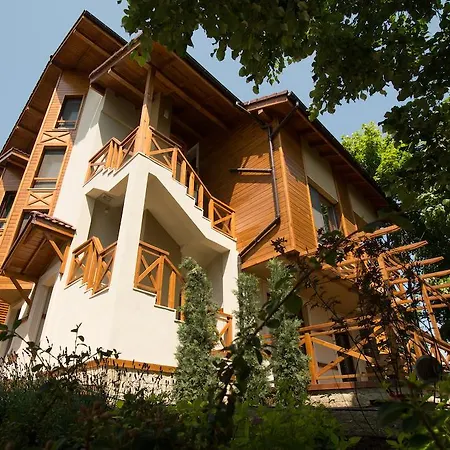 Apartahotel Village