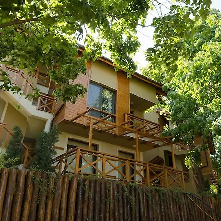 Апартхотел Village
