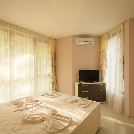 Apartahotel Village Lozenets